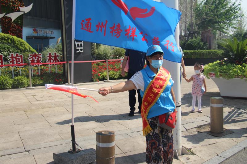 <strong>大鸡吧使劲操浪逼视频</strong>